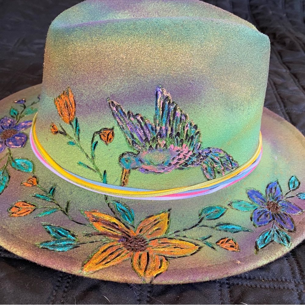 Fedora Pyrography hand painted hummingbird one of a kind